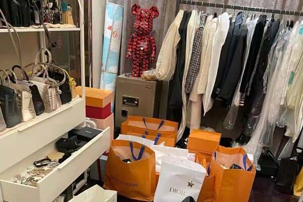 梁园区回收一线品牌衣服